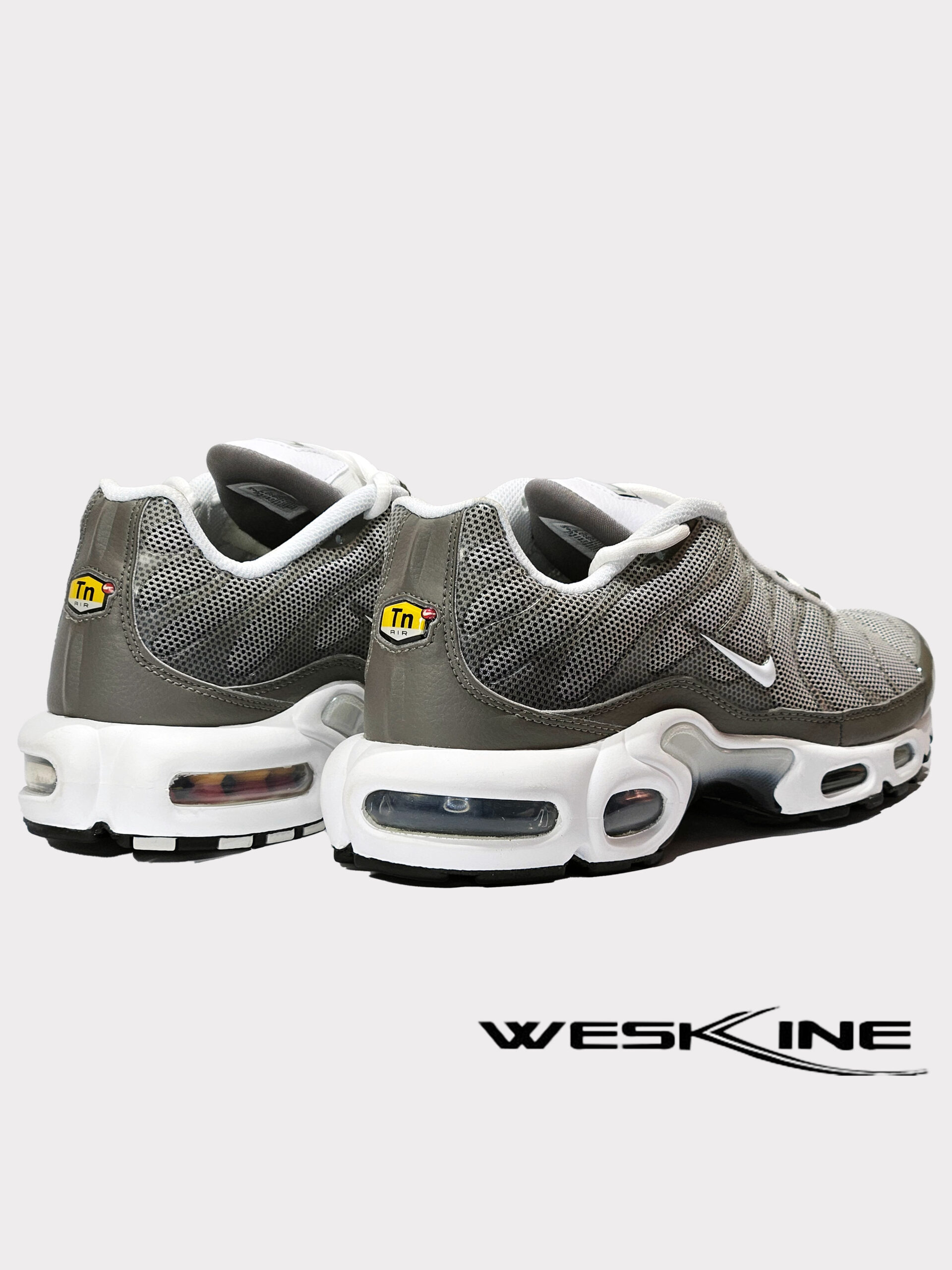 Nike Air Max Plus Étain Mat/Blanc – Image 3