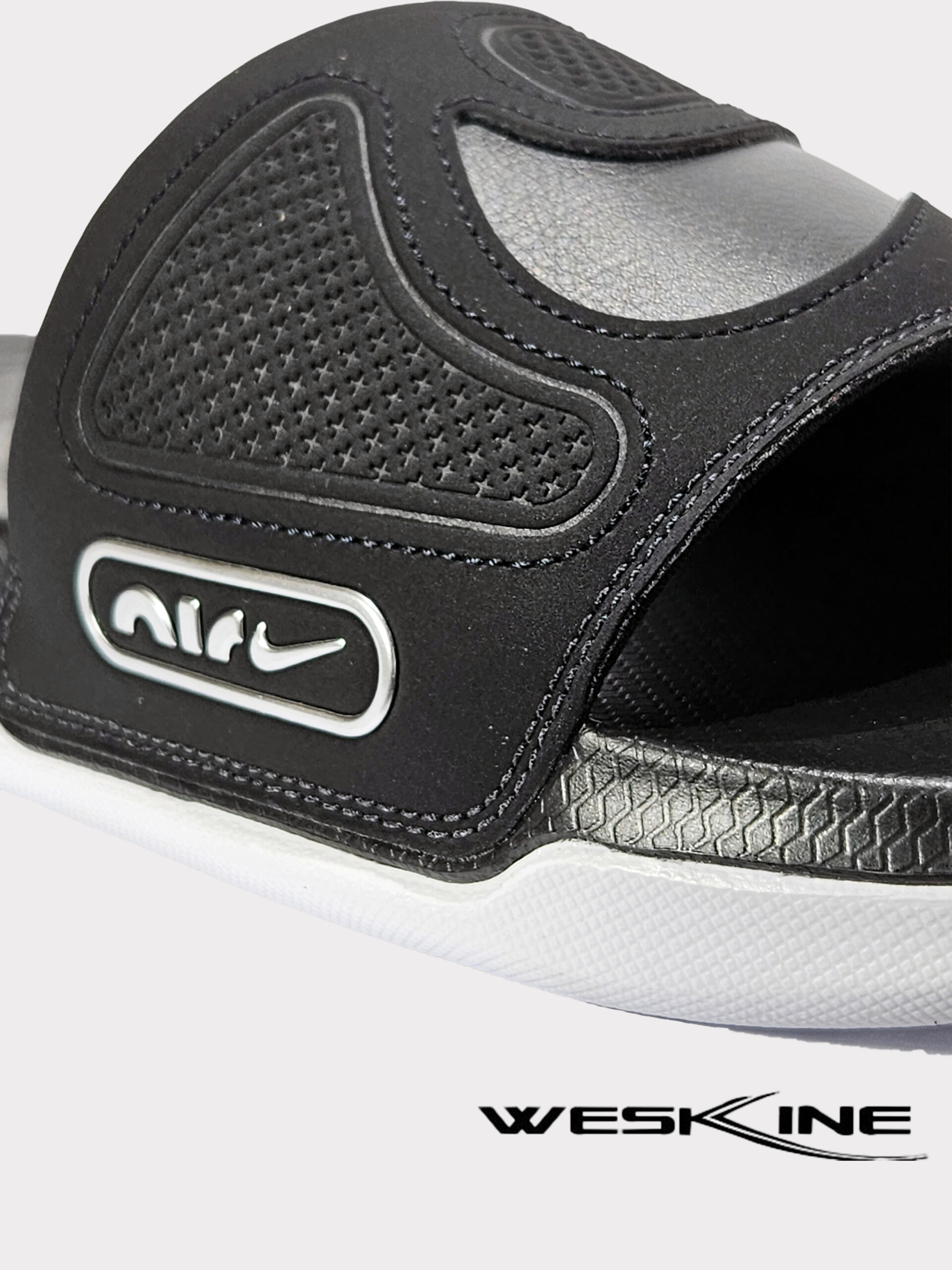 Nike Air Max Cirro Slide - Black-Metallic – Image 2