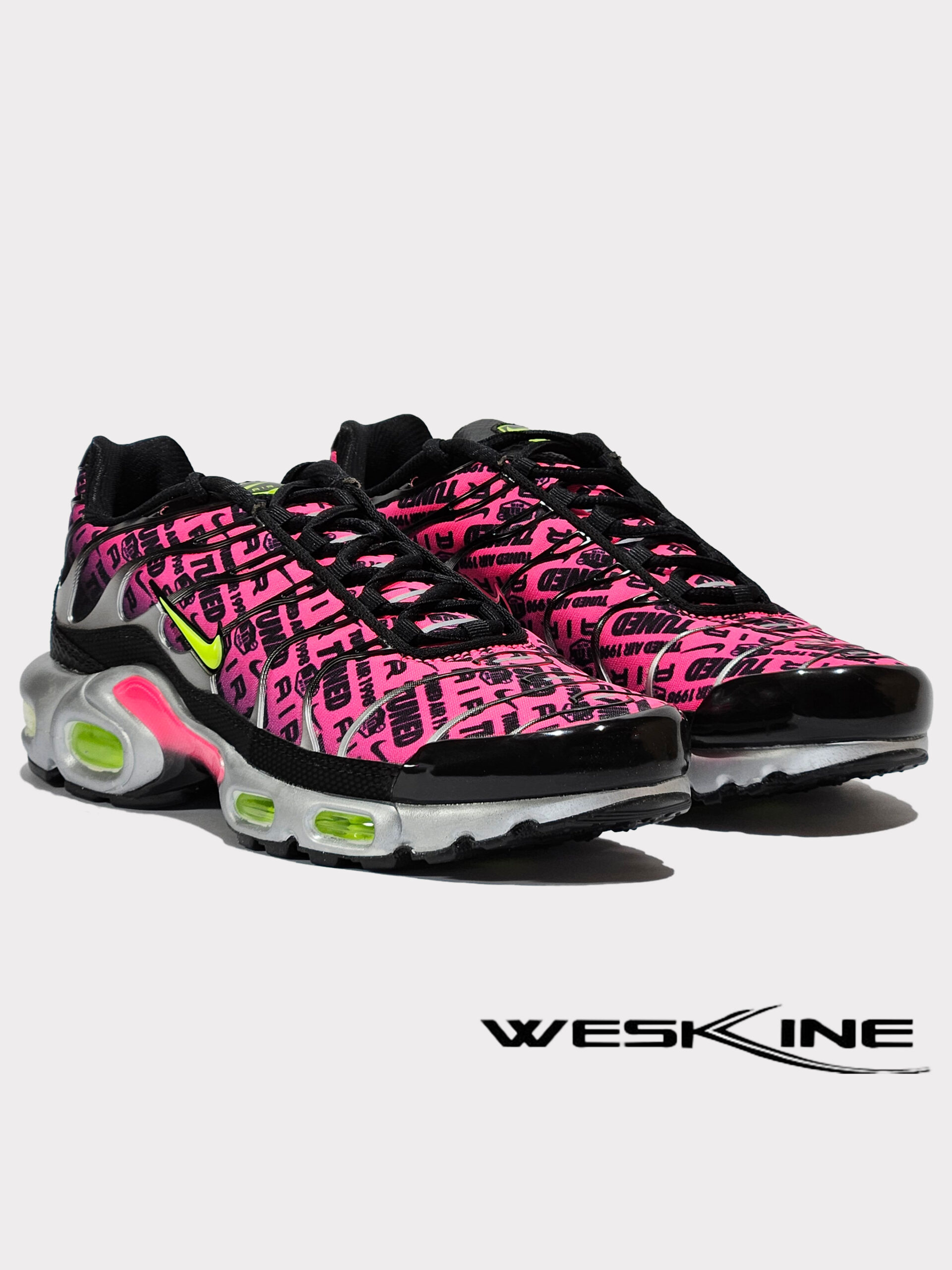 Nike Air Max Plus Mercurial XXV Noir/Hyper Rose/Volt – Image 2