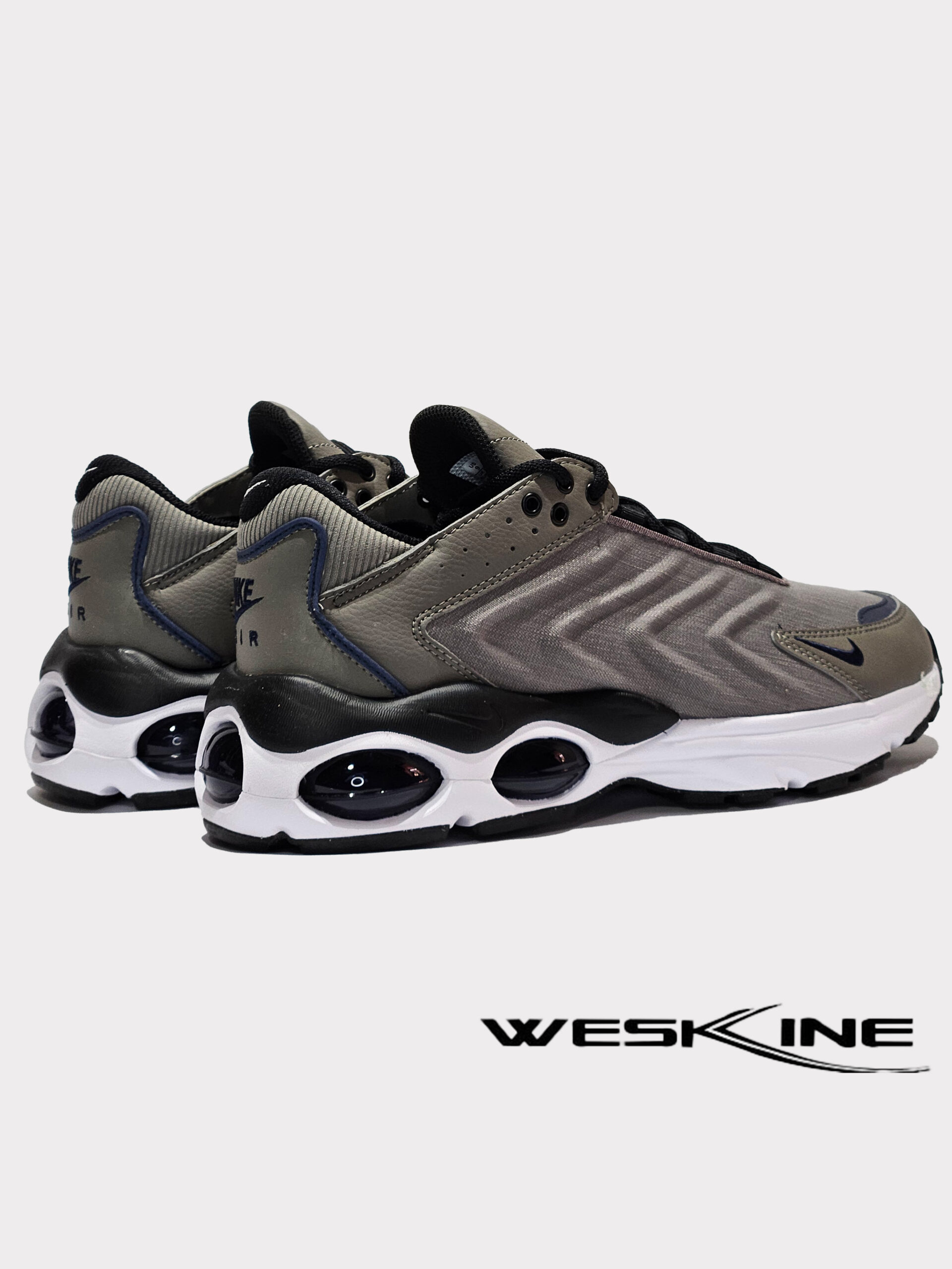 Nike Air Max TW Étain Mat/Blanc/Ossidiene – Image 3